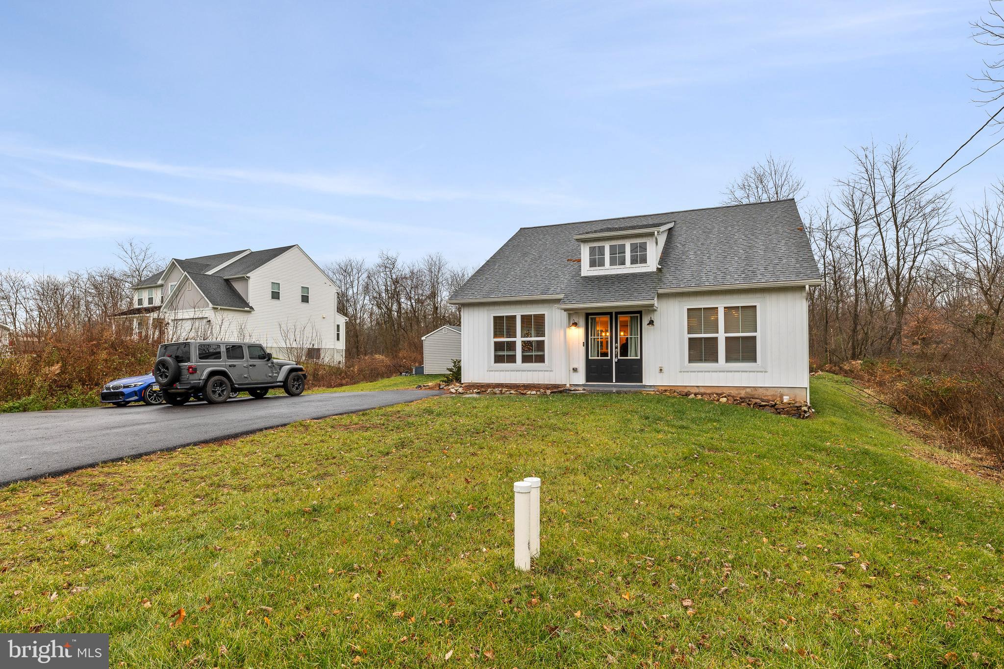 DOUGLASSVILLE - Residential