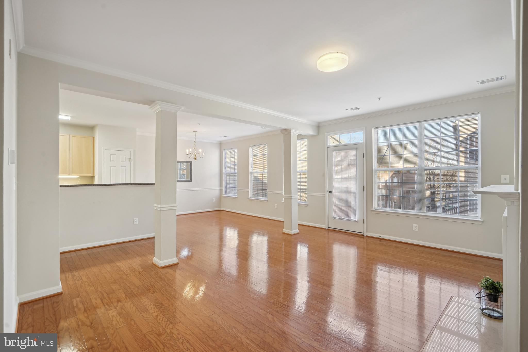 WESTBRIAR PLAZA - Residential