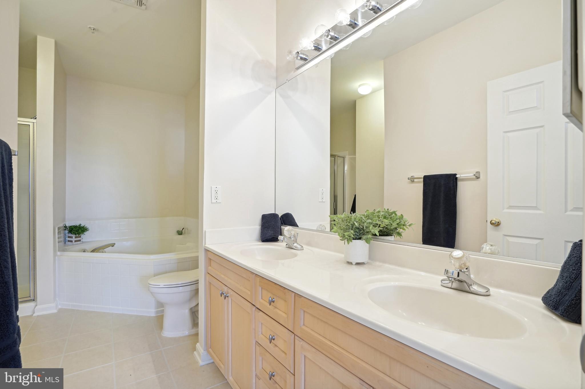 WESTBRIAR PLAZA - Residential