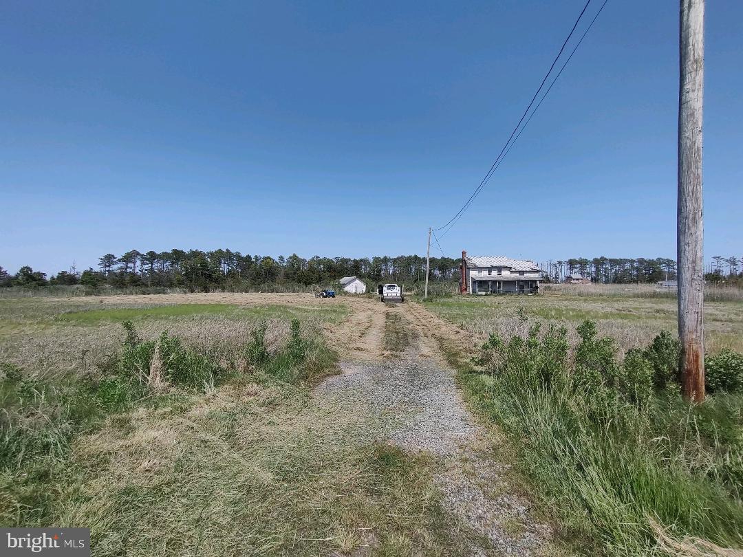 Attention Hunters or Investors! 2.5 Acres in South Dorchester area. Home would make a great Hunting Lodge or a fixer-upper to flip or live year round . Home offers wildlife with Tidal Pond good for Fishing, Crabbing, Duck & Sika Hunting. A must see to appreciate. Currently leased for Hunting Season - DO NOT access or walk property.