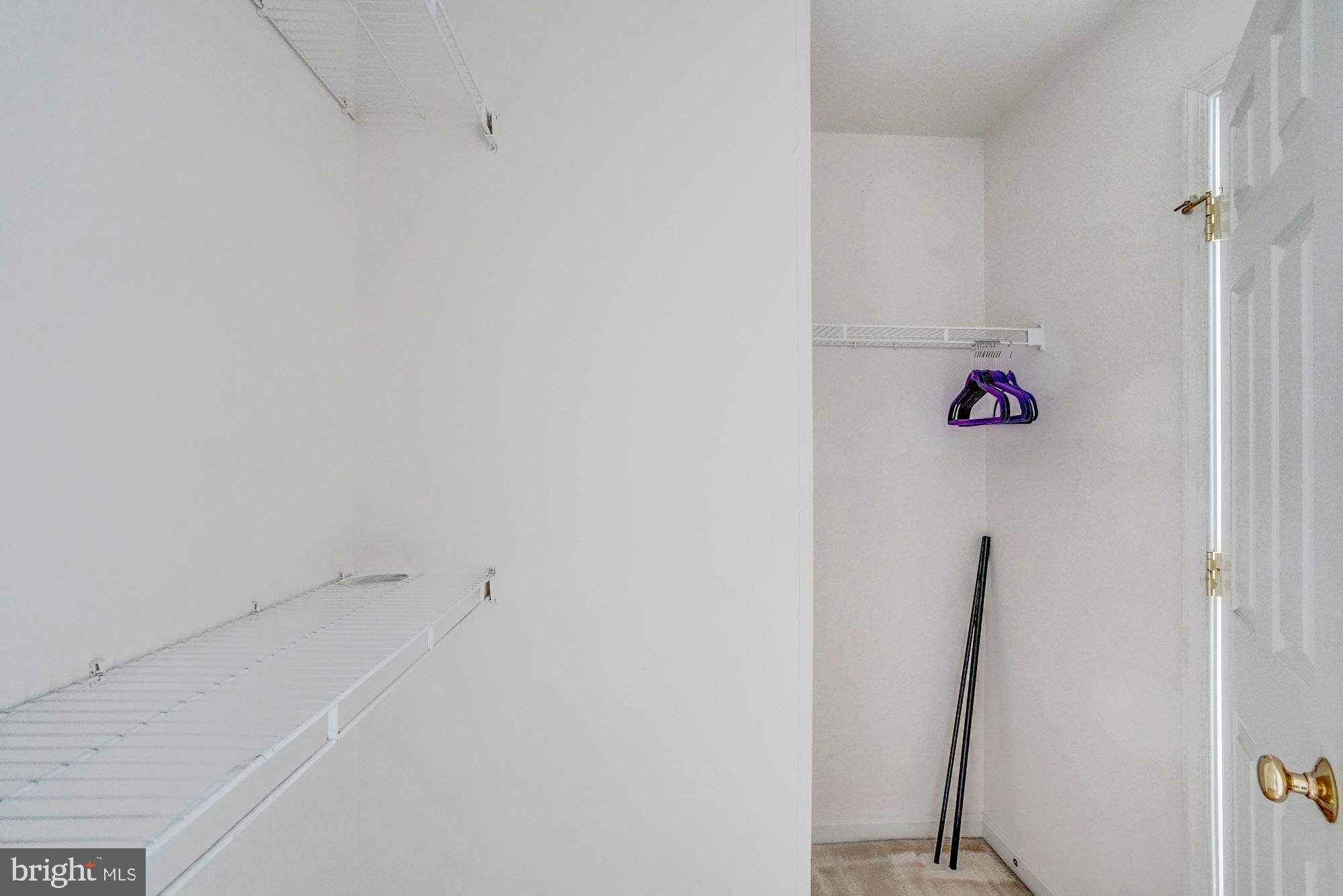 DOMINION STATION CONDOMINIUM - Residential Lease