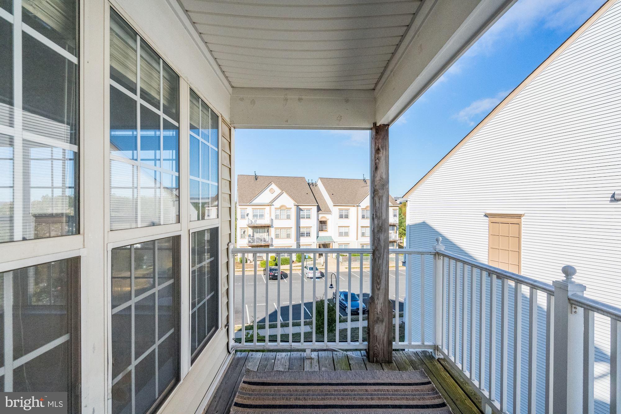 DOMINION STATION CONDOMINIUM - Residential Lease
