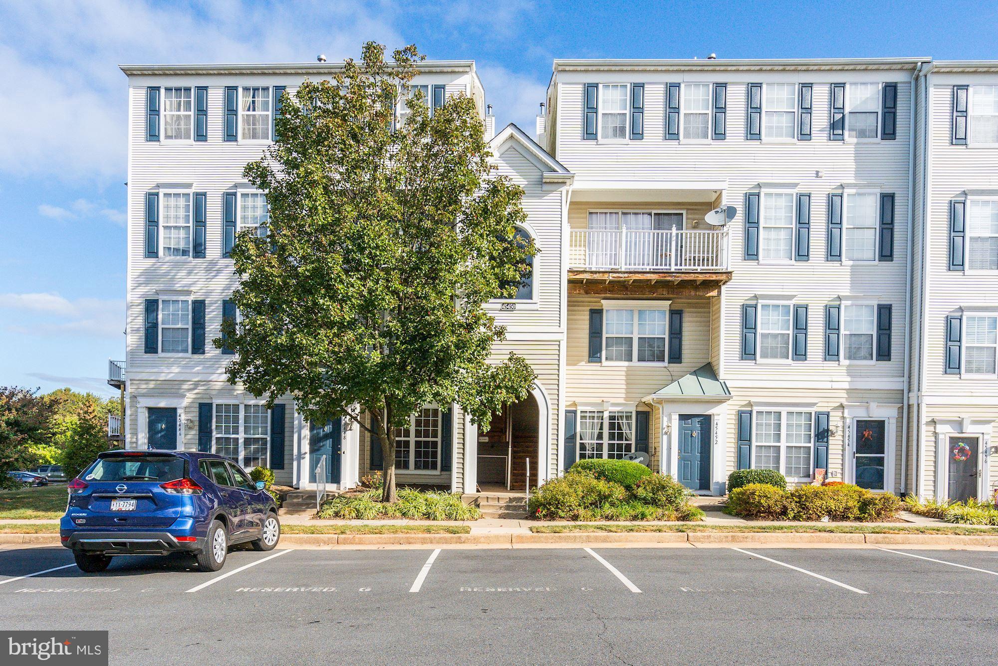 DOMINION STATION CONDOMINIUM - Residential Lease