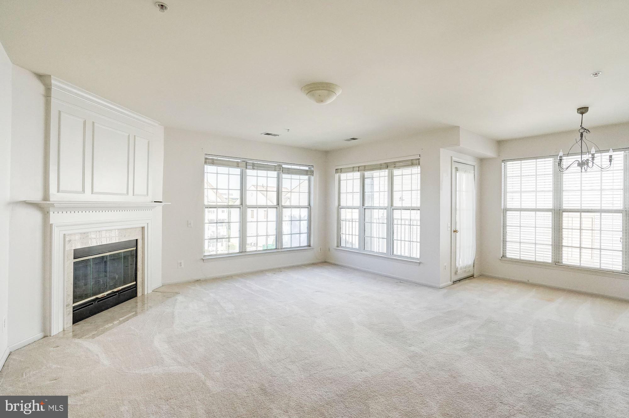 DOMINION STATION CONDOMINIUM - Residential Lease