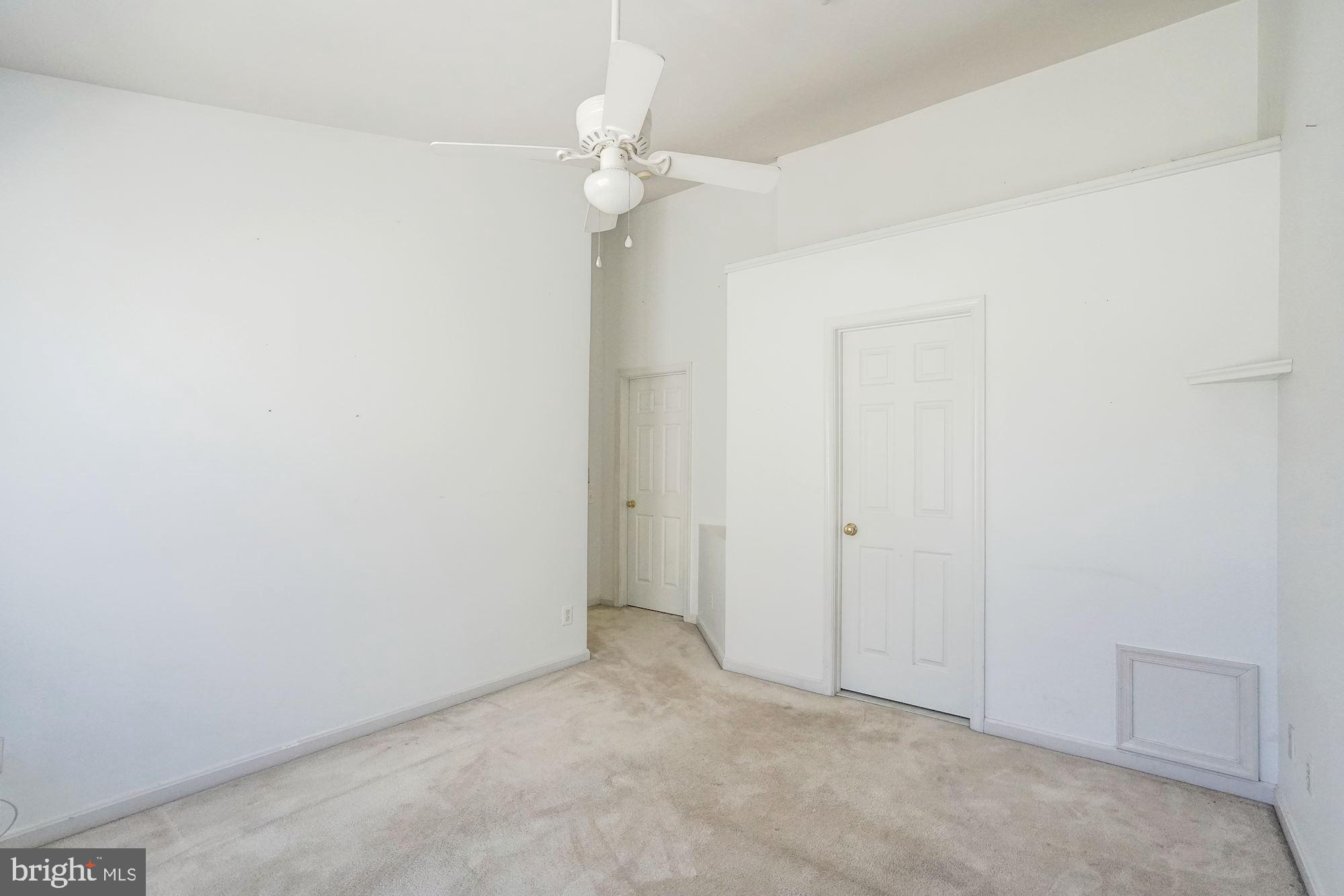 DOMINION STATION CONDOMINIUM - Residential Lease
