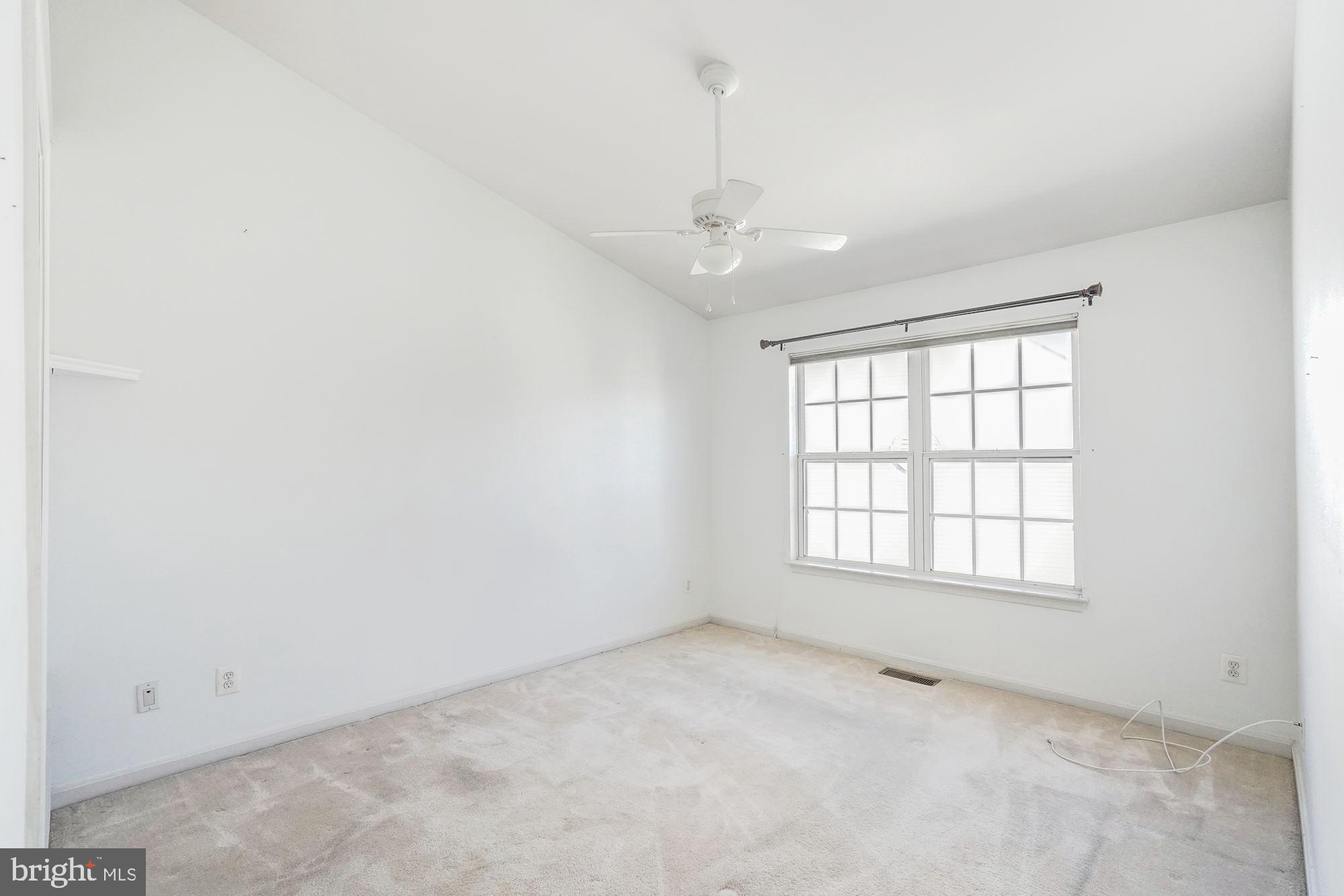 DOMINION STATION CONDOMINIUM - Residential Lease