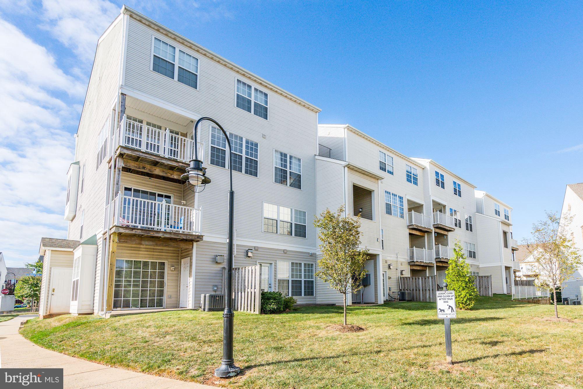 DOMINION STATION CONDOMINIUM - Residential Lease