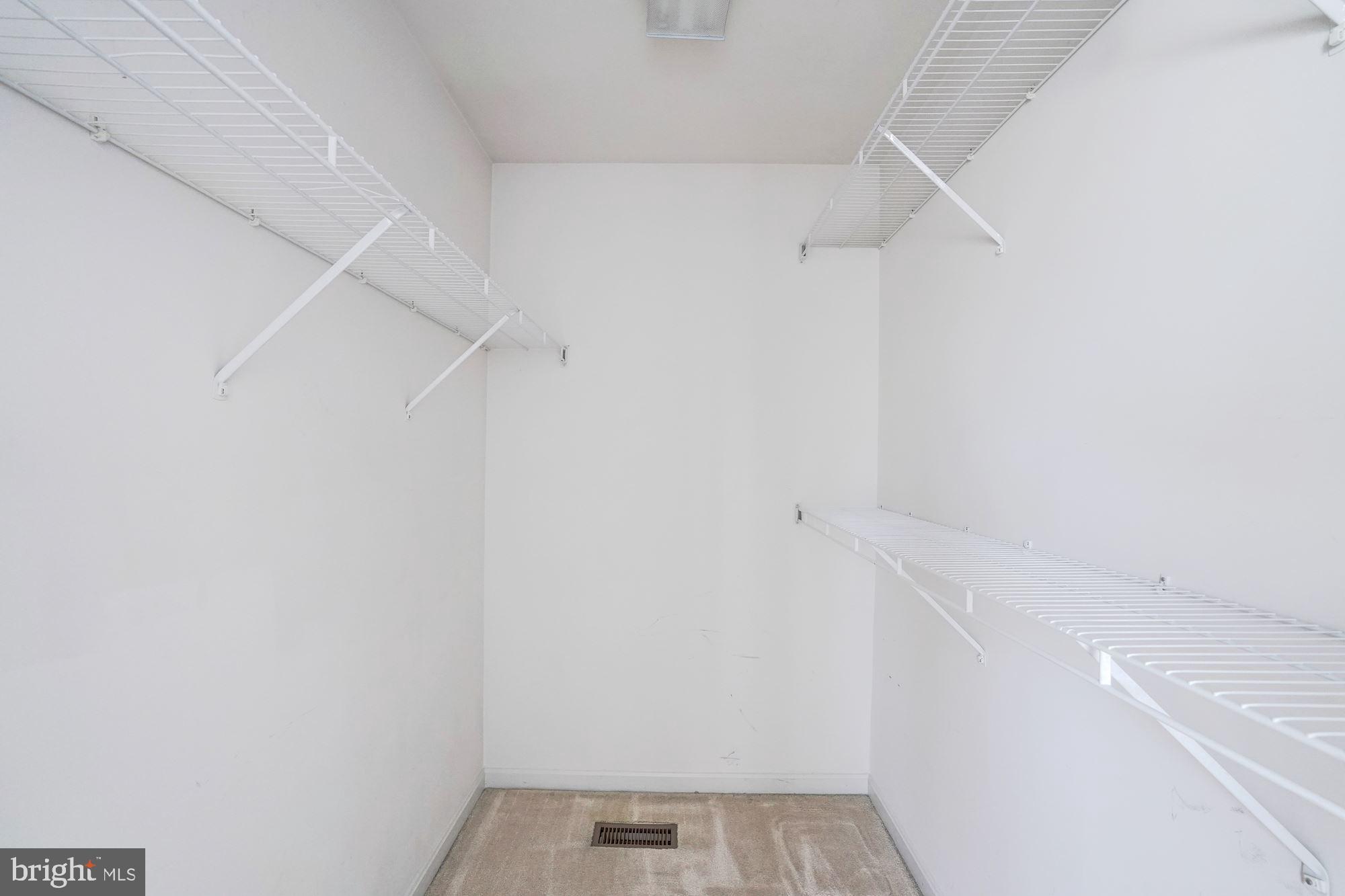 DOMINION STATION CONDOMINIUM - Residential Lease