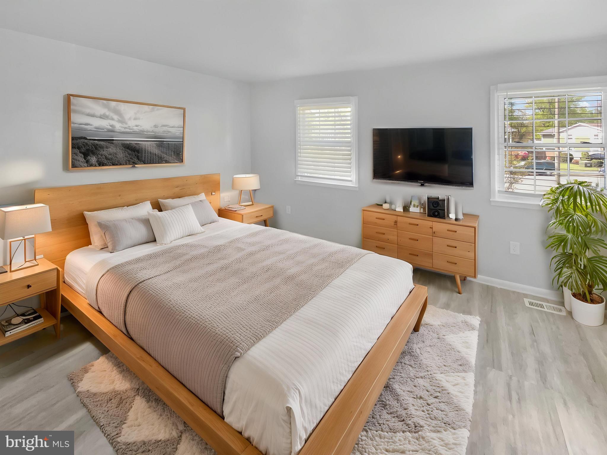 DALE CITY - Residential
