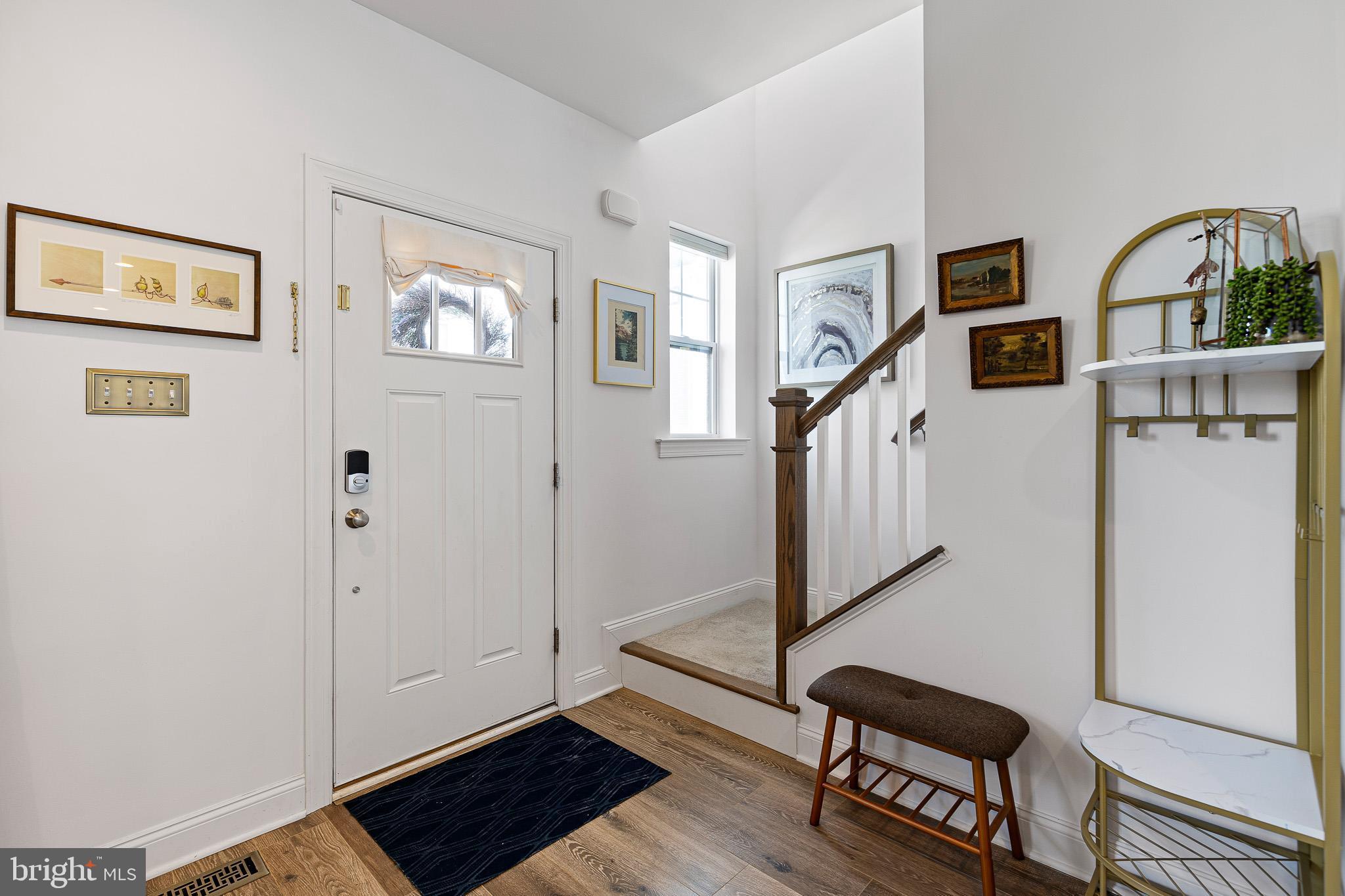 FREELAND SQUARE - Residential