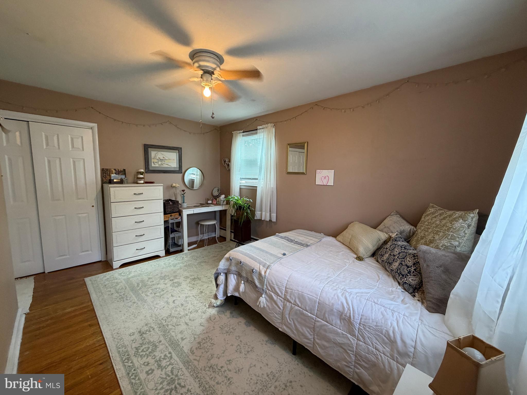 WILLOW MANOR - Residential