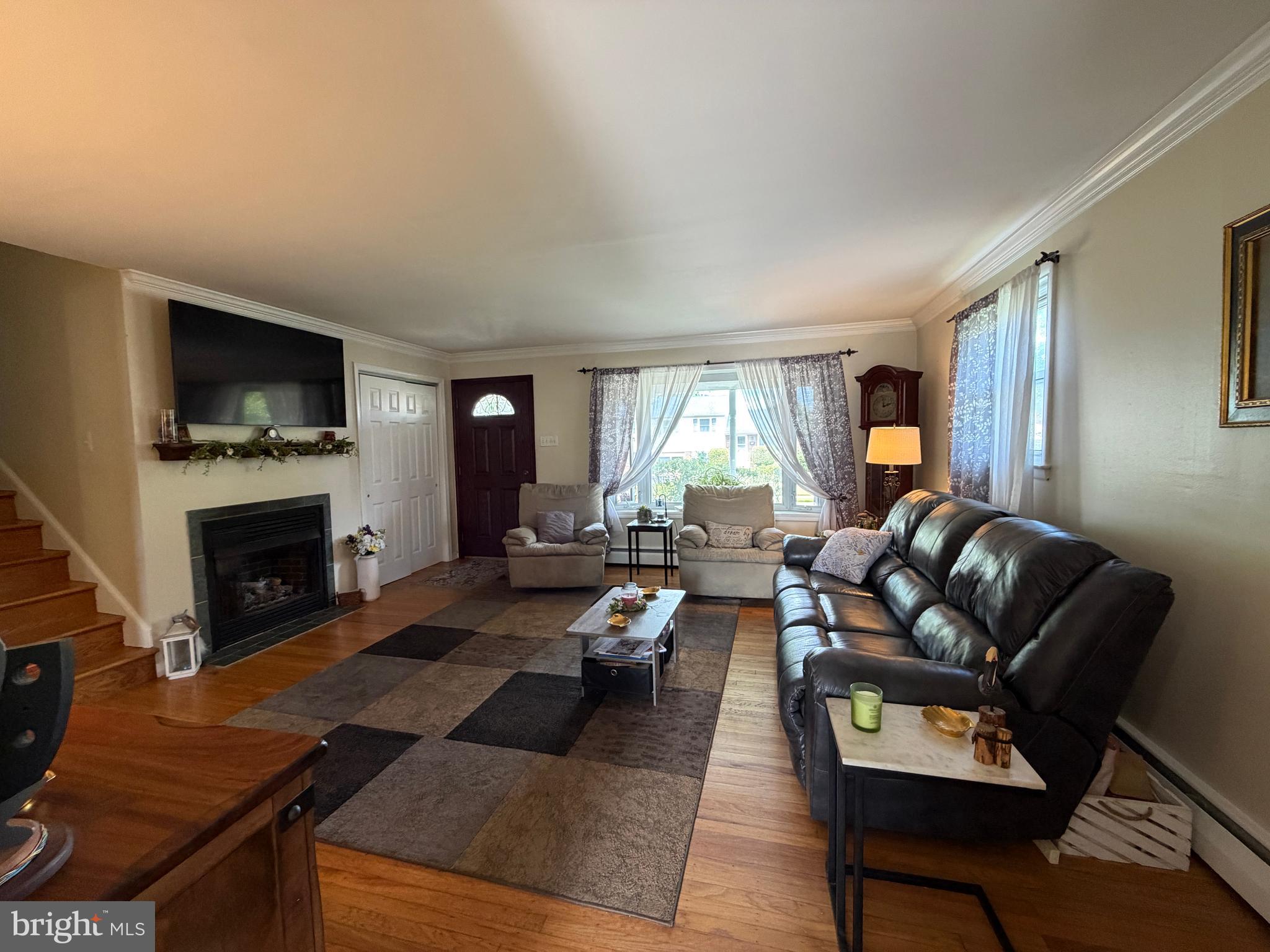 WILLOW MANOR - Residential