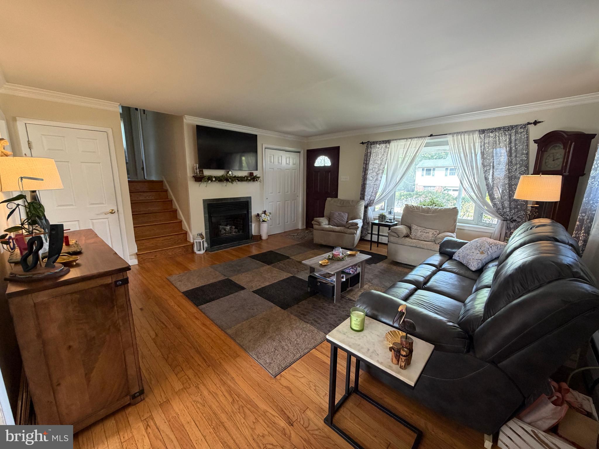 WILLOW MANOR - Residential