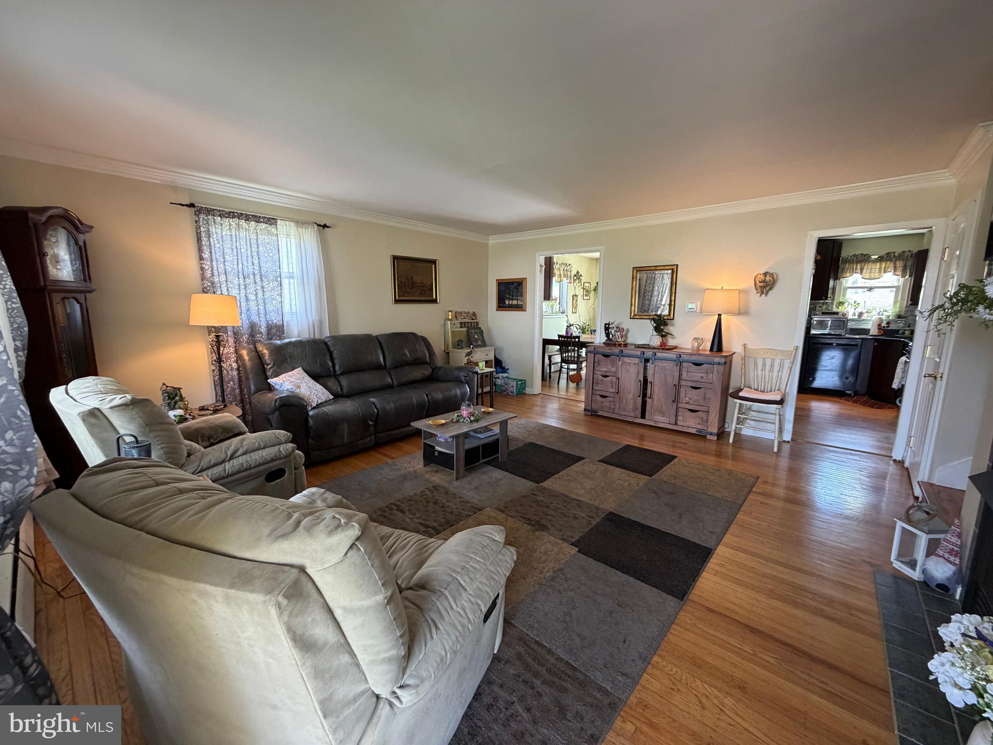 WILLOW MANOR - Residential