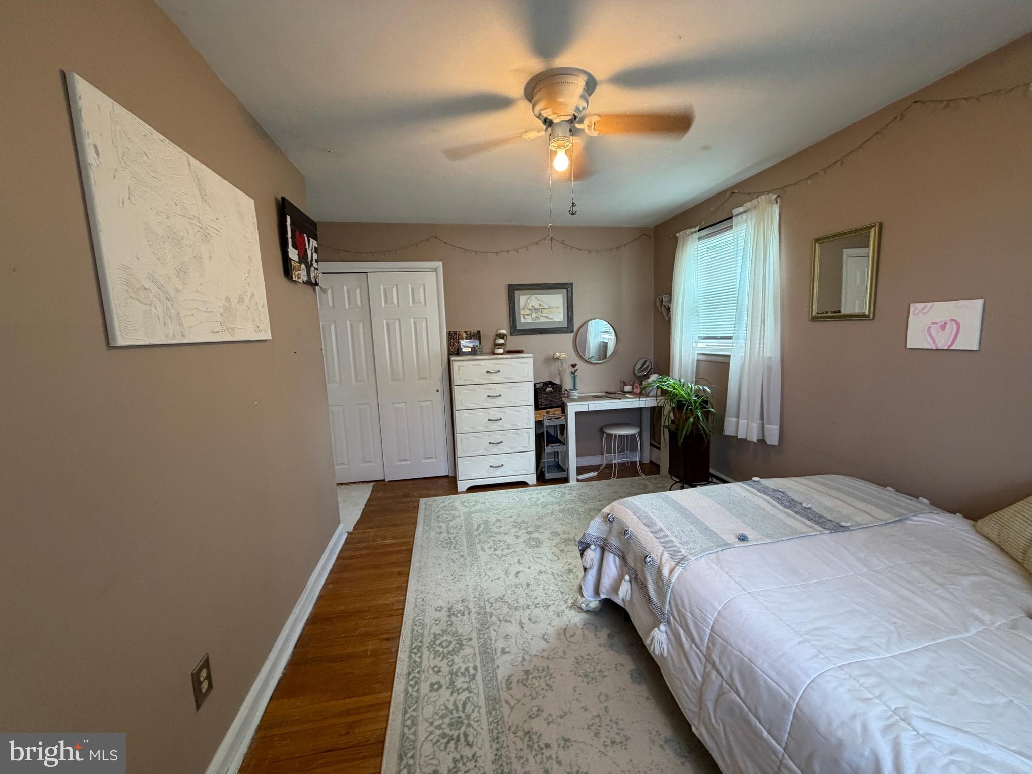 WILLOW MANOR - Residential