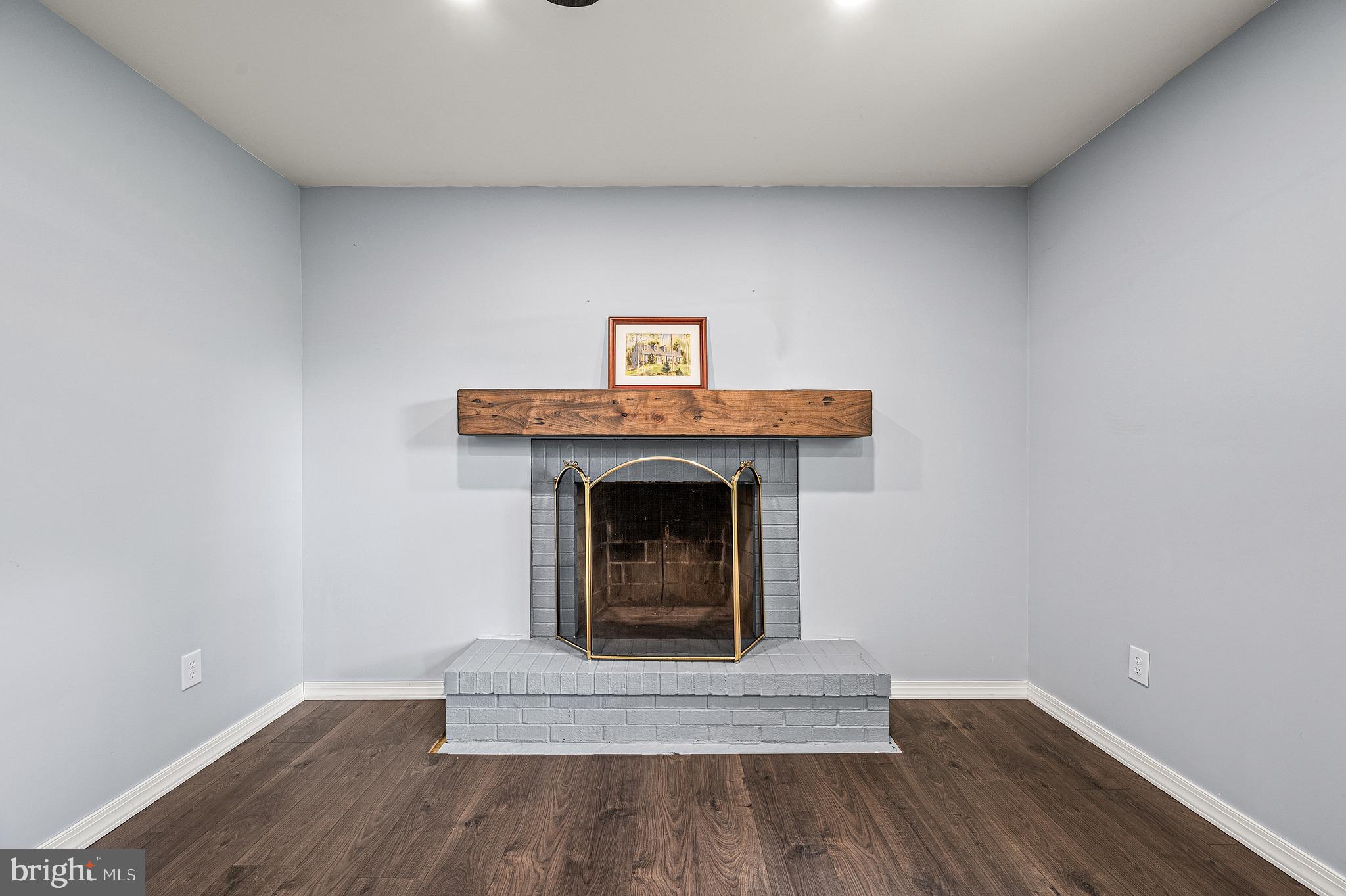 SUMMIT RIDGE - Residential