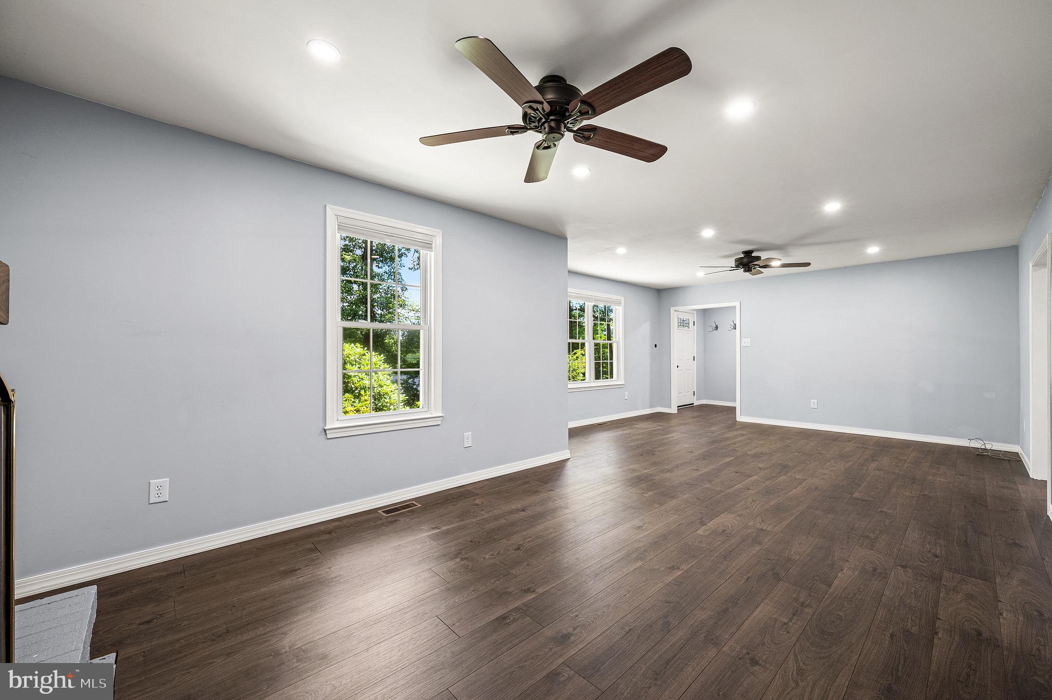 SUMMIT RIDGE - Residential