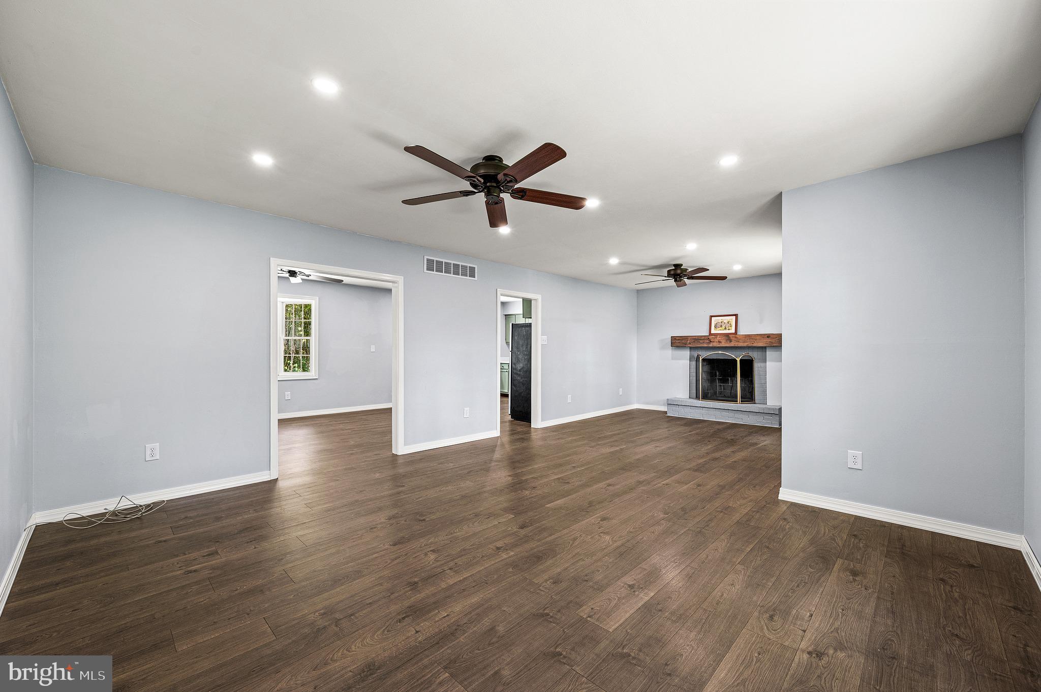 SUMMIT RIDGE - Residential