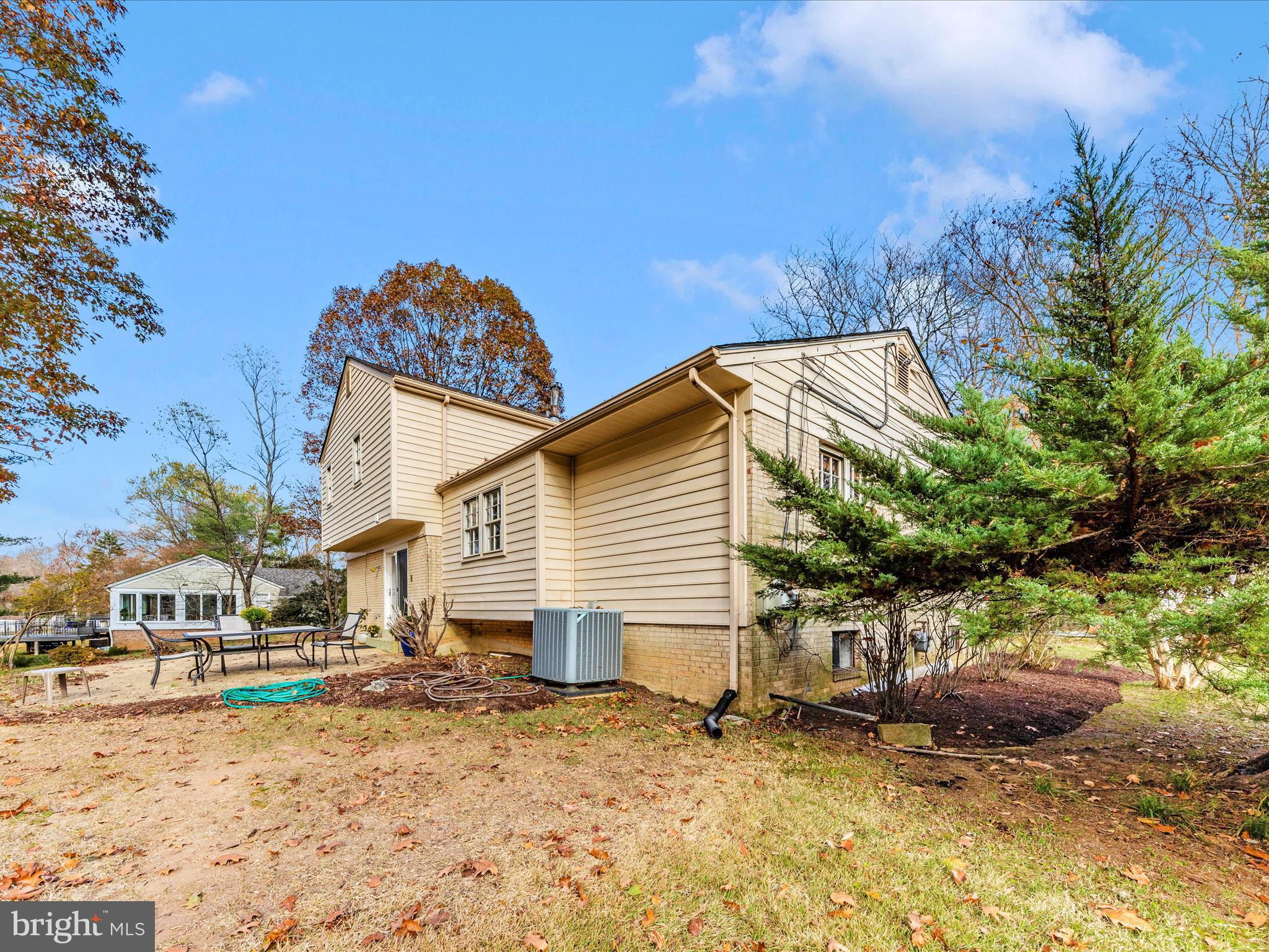 LAYHILL VILLAGE - Residential
