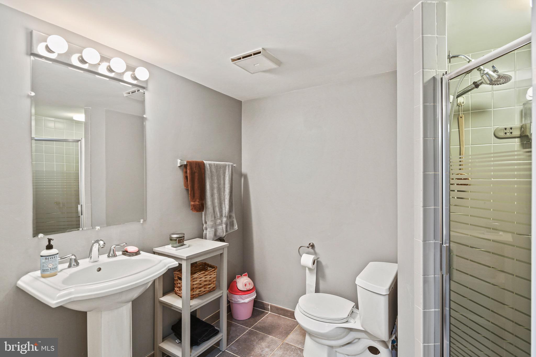 MCAULEY PARK - Residential