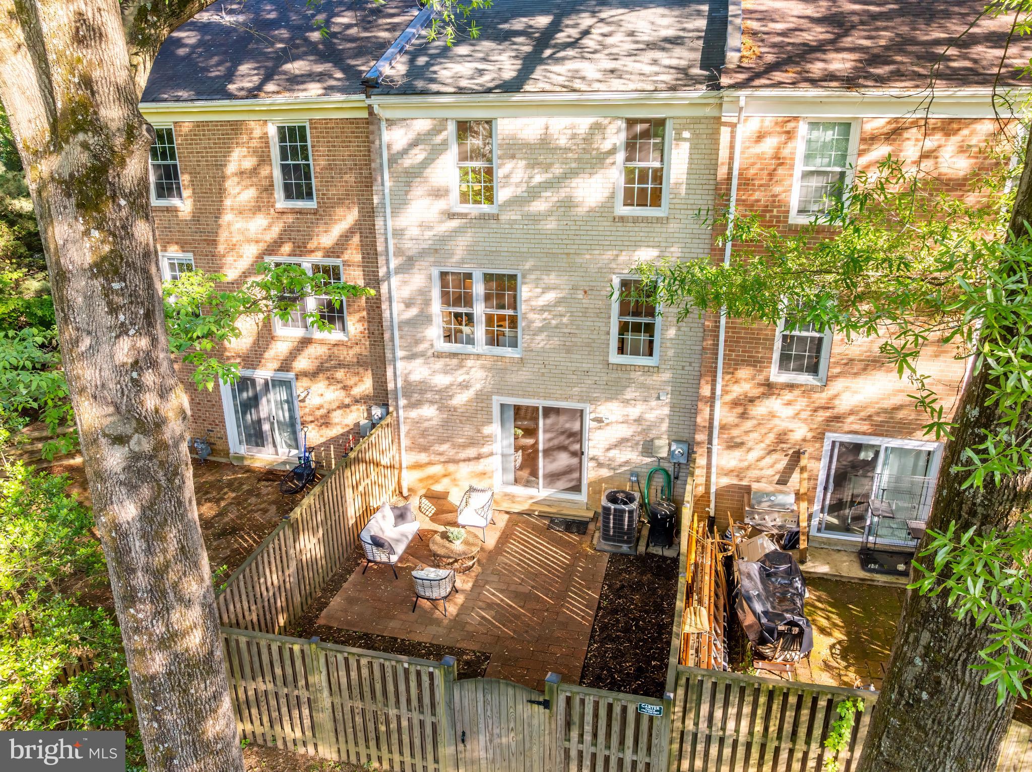 DEEPWOOD - Residential