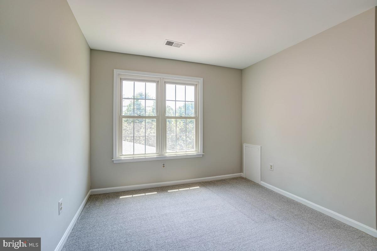 FERNSHIRE FARMS - Residential
