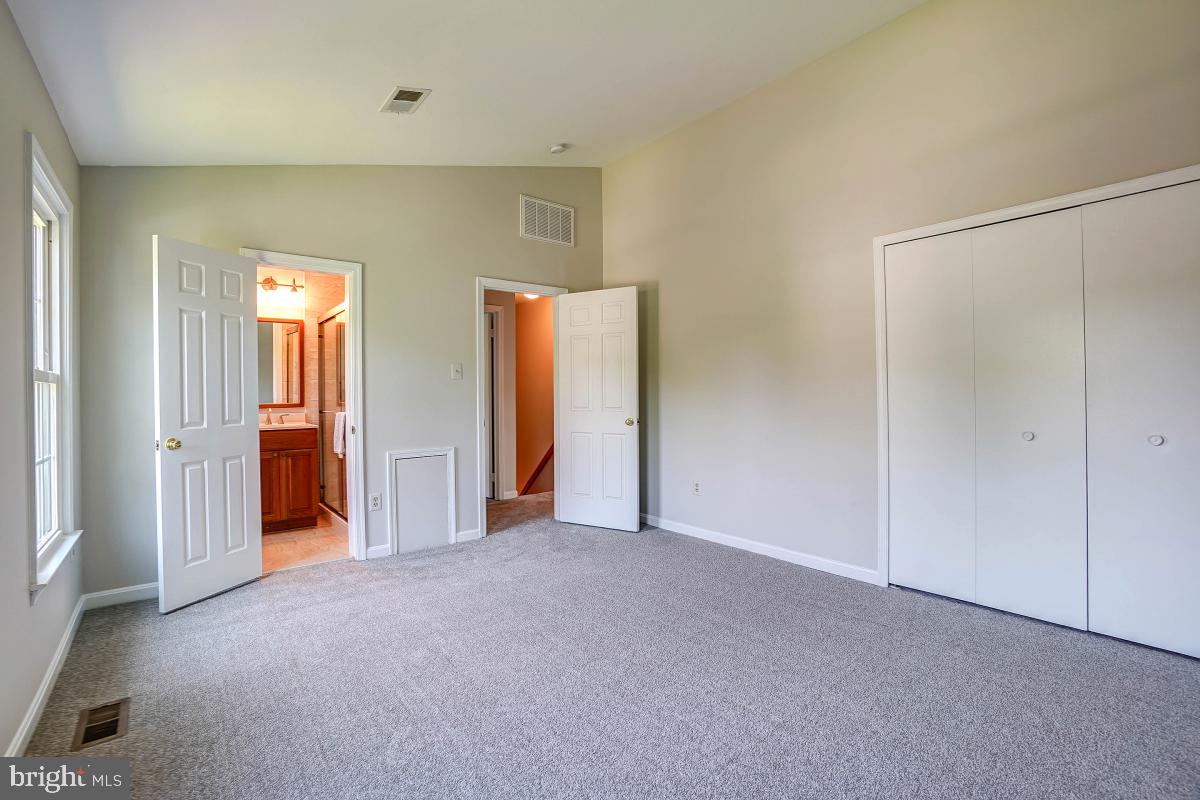 FERNSHIRE FARMS - Residential