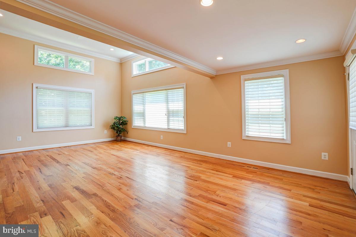 FERNSHIRE FARMS - Residential