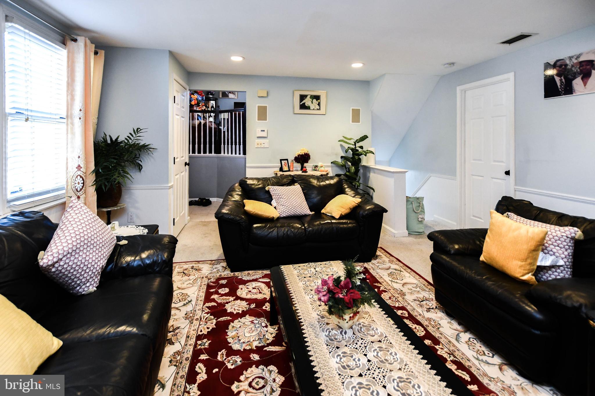 KINGS WOODS - Residential