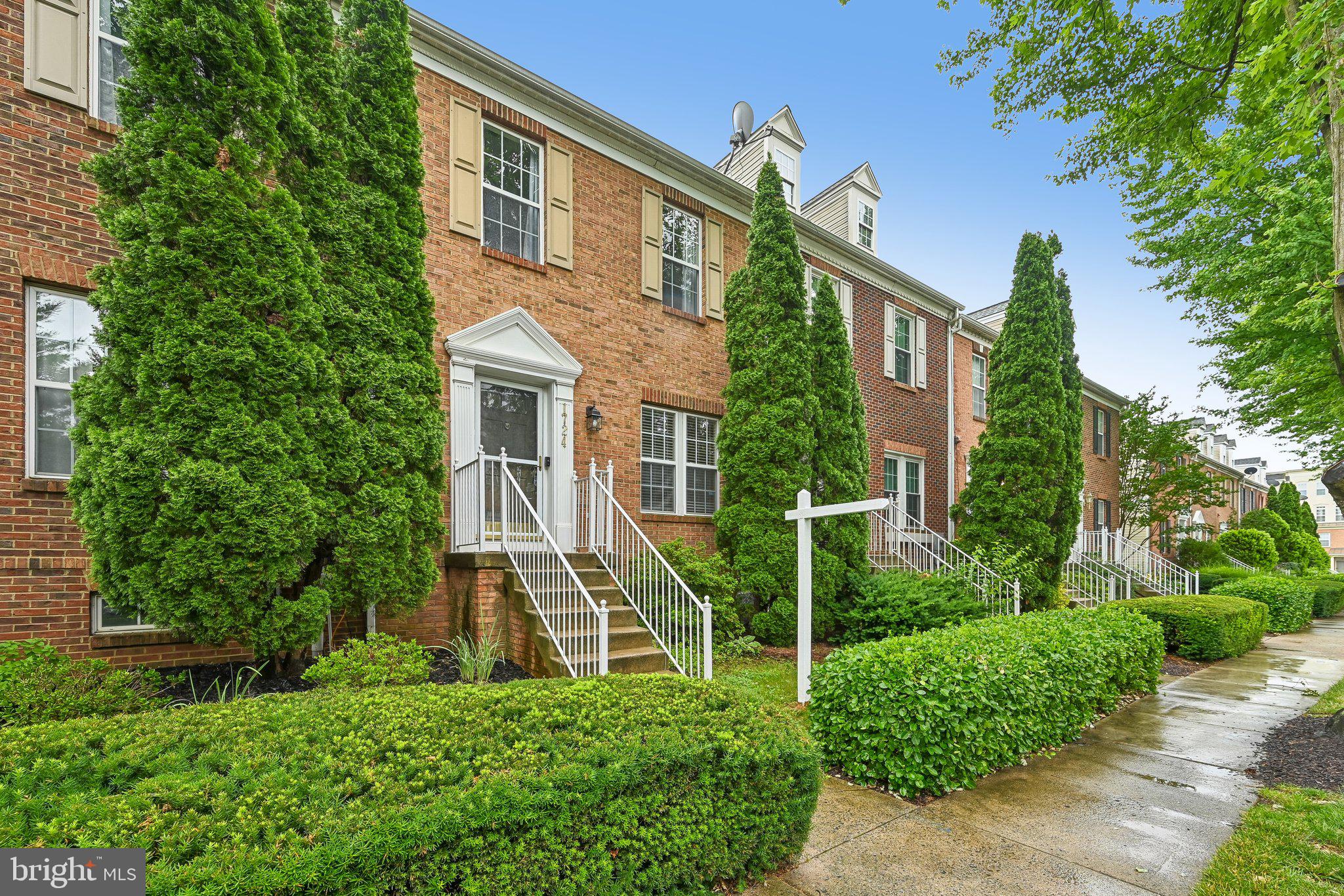 DEARBOUGHT - Residential