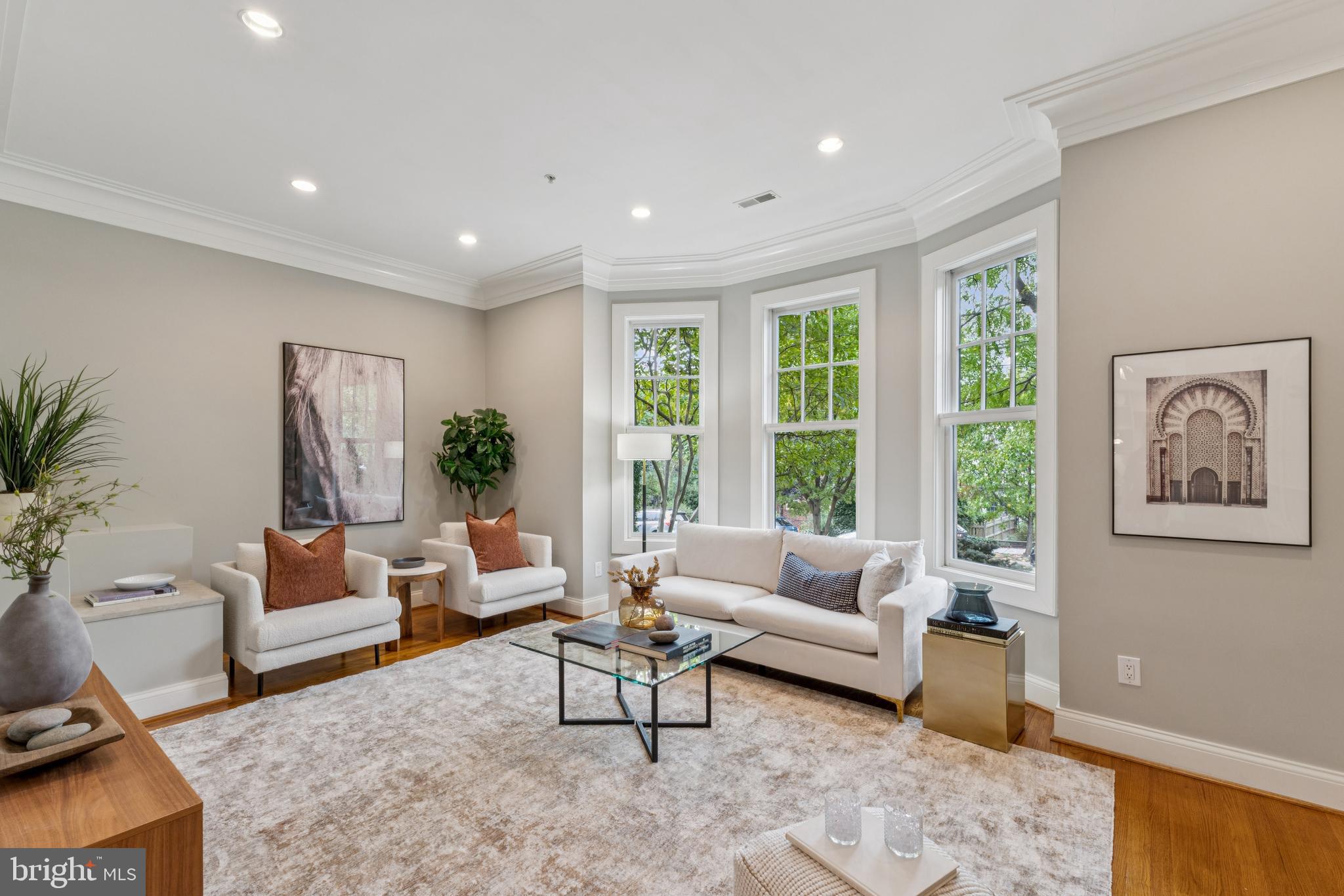 OBSERVATORY CIRCLE - Residential