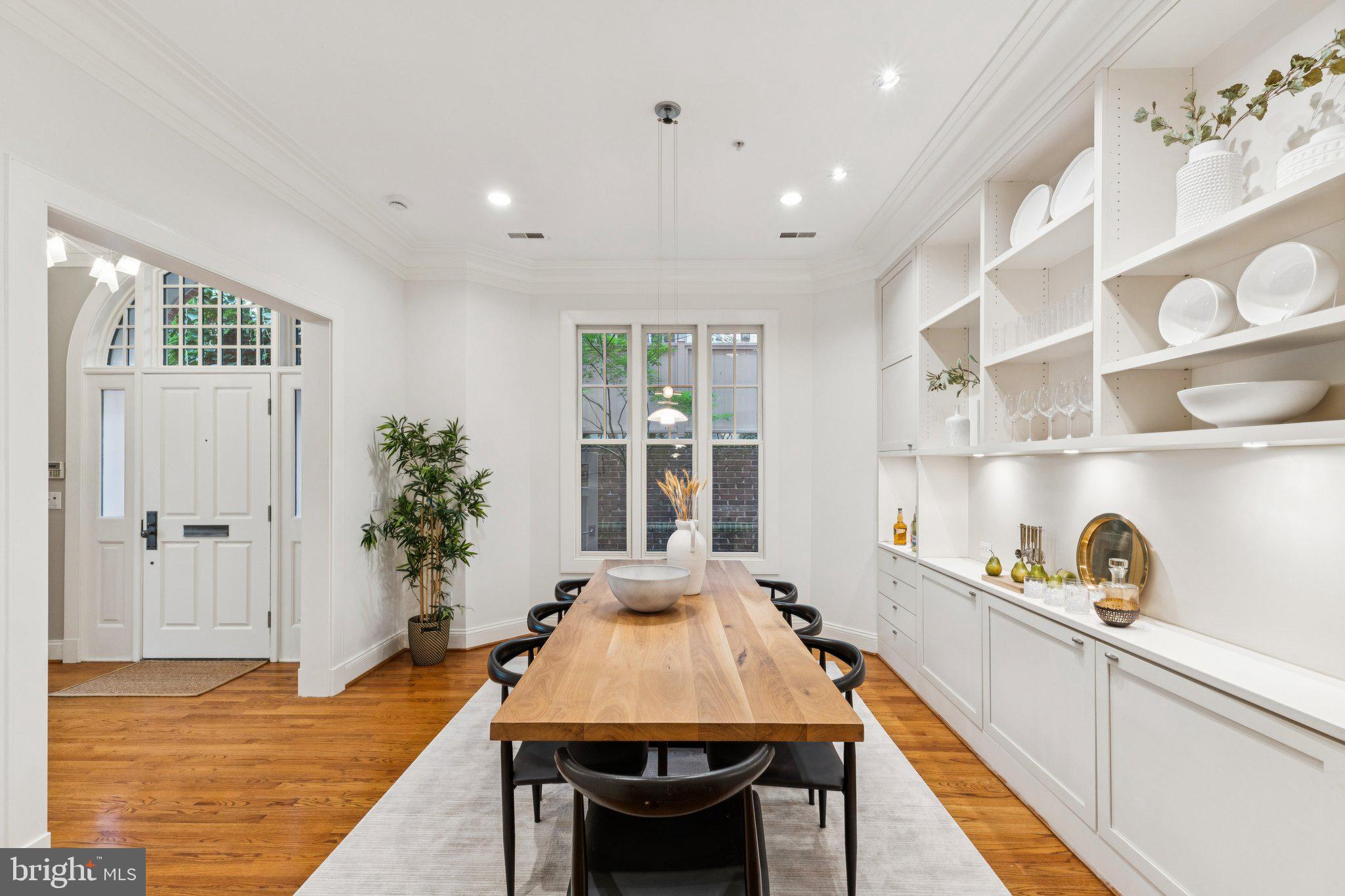 OBSERVATORY CIRCLE - Residential