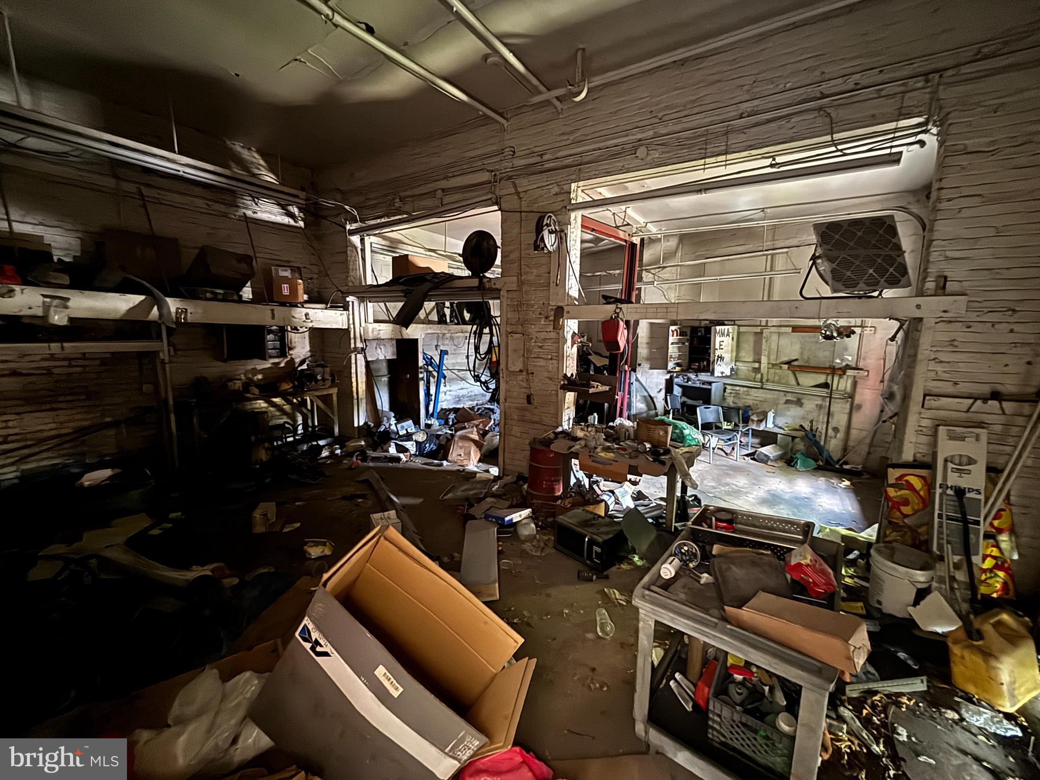 IRVINGTON - Commercial Sale