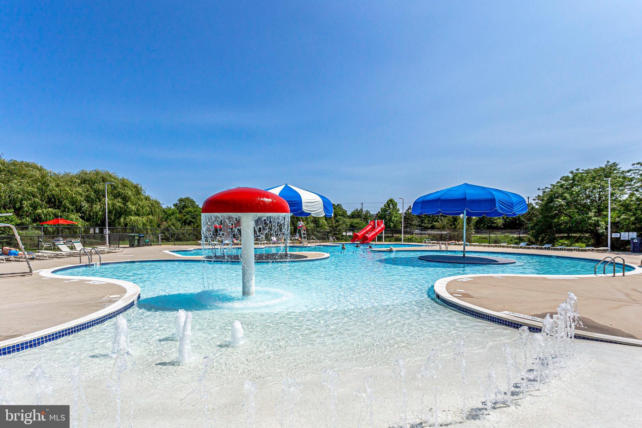 ASHBURN FARM - Residential Lease
