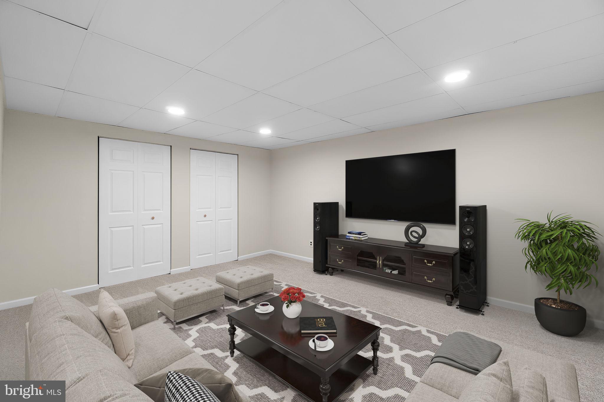 VILLAGE OF HICKORY RIDGE - Residential