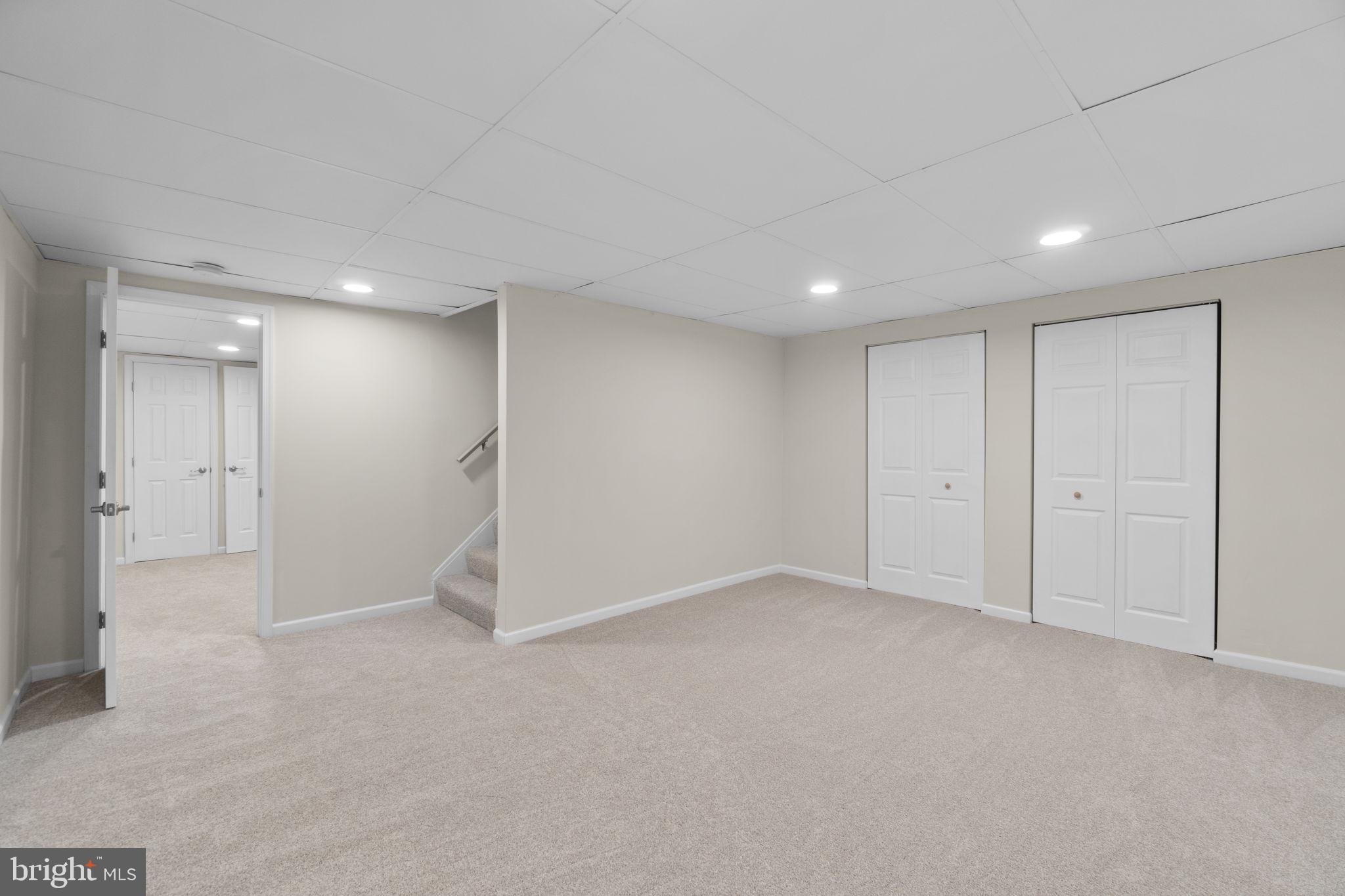 VILLAGE OF HICKORY RIDGE - Residential