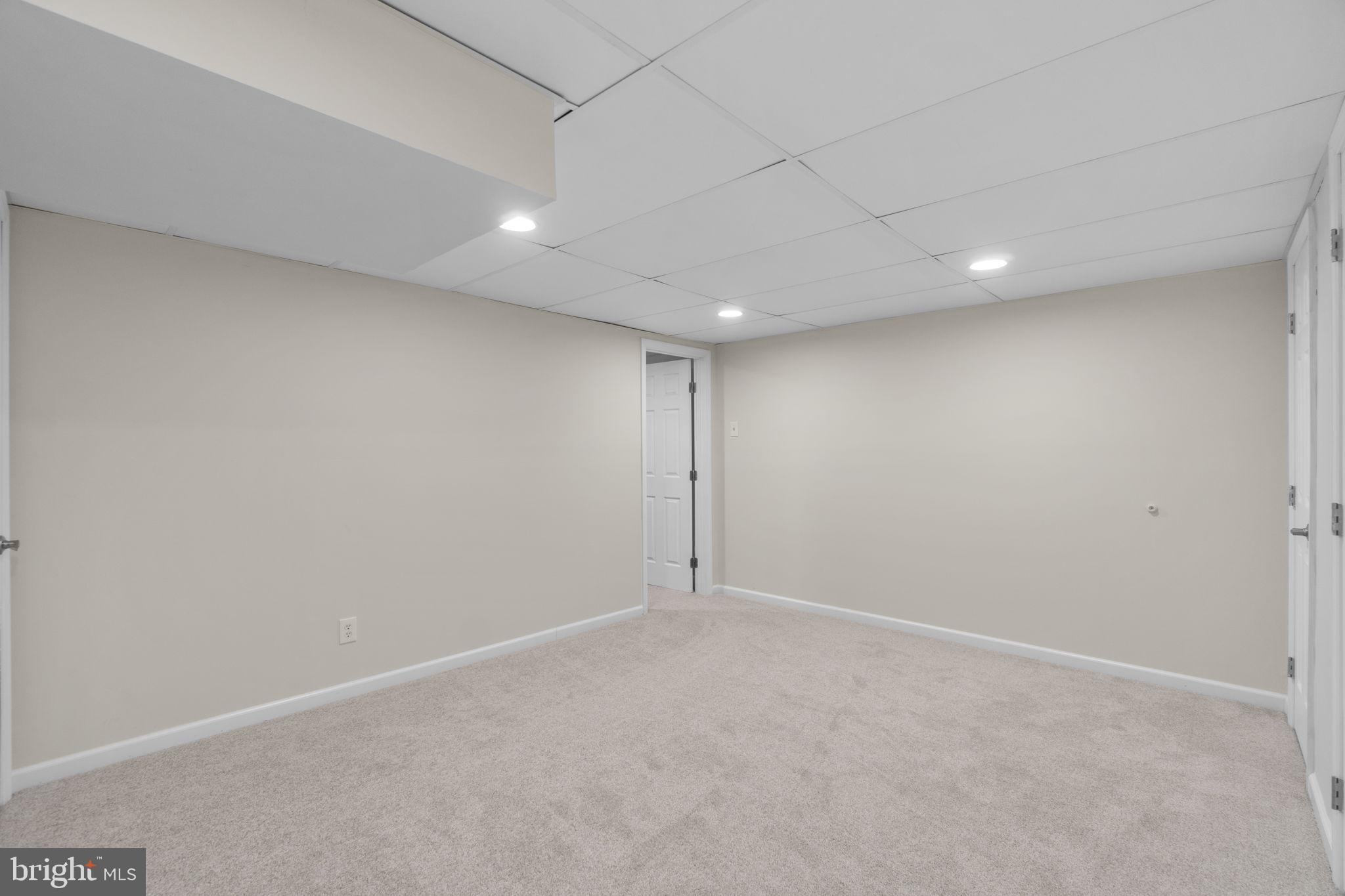 VILLAGE OF HICKORY RIDGE - Residential