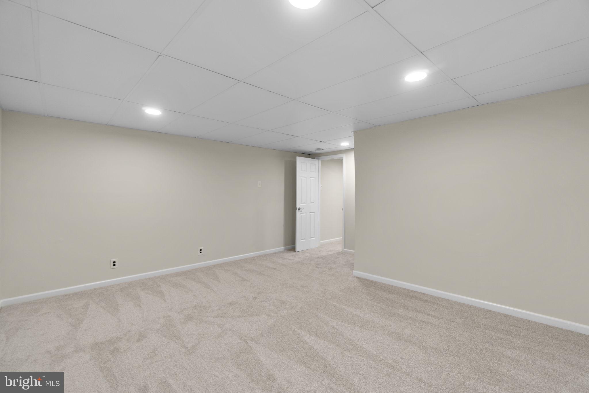 VILLAGE OF HICKORY RIDGE - Residential