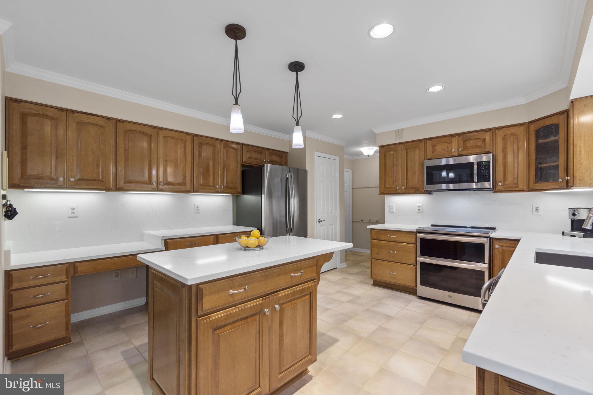 VILLAGE OF HICKORY RIDGE - Residential