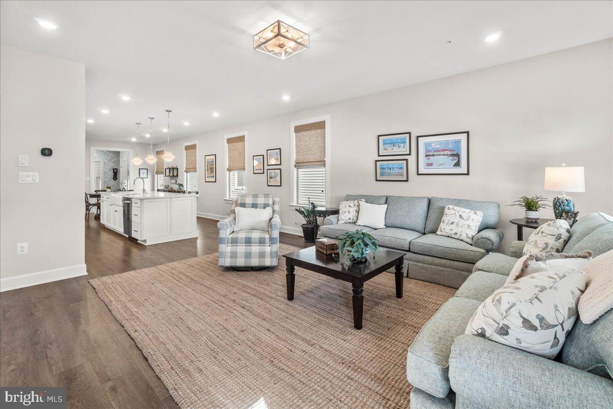 BLOOMFIELDS - Residential