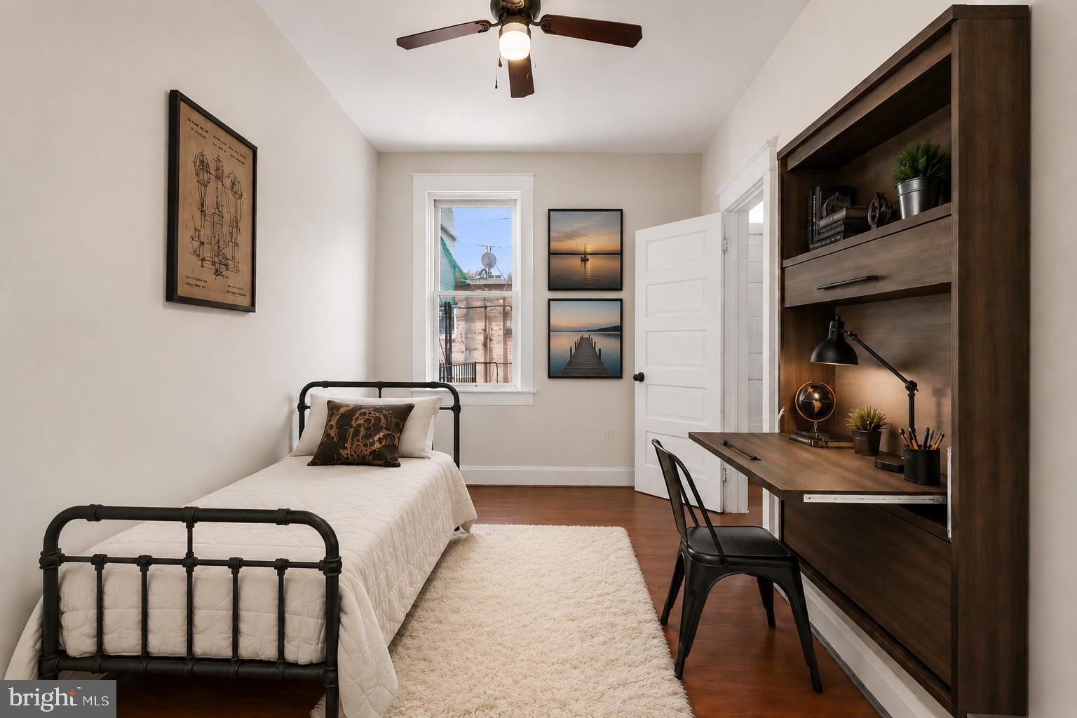 GREEKTOWN - Residential