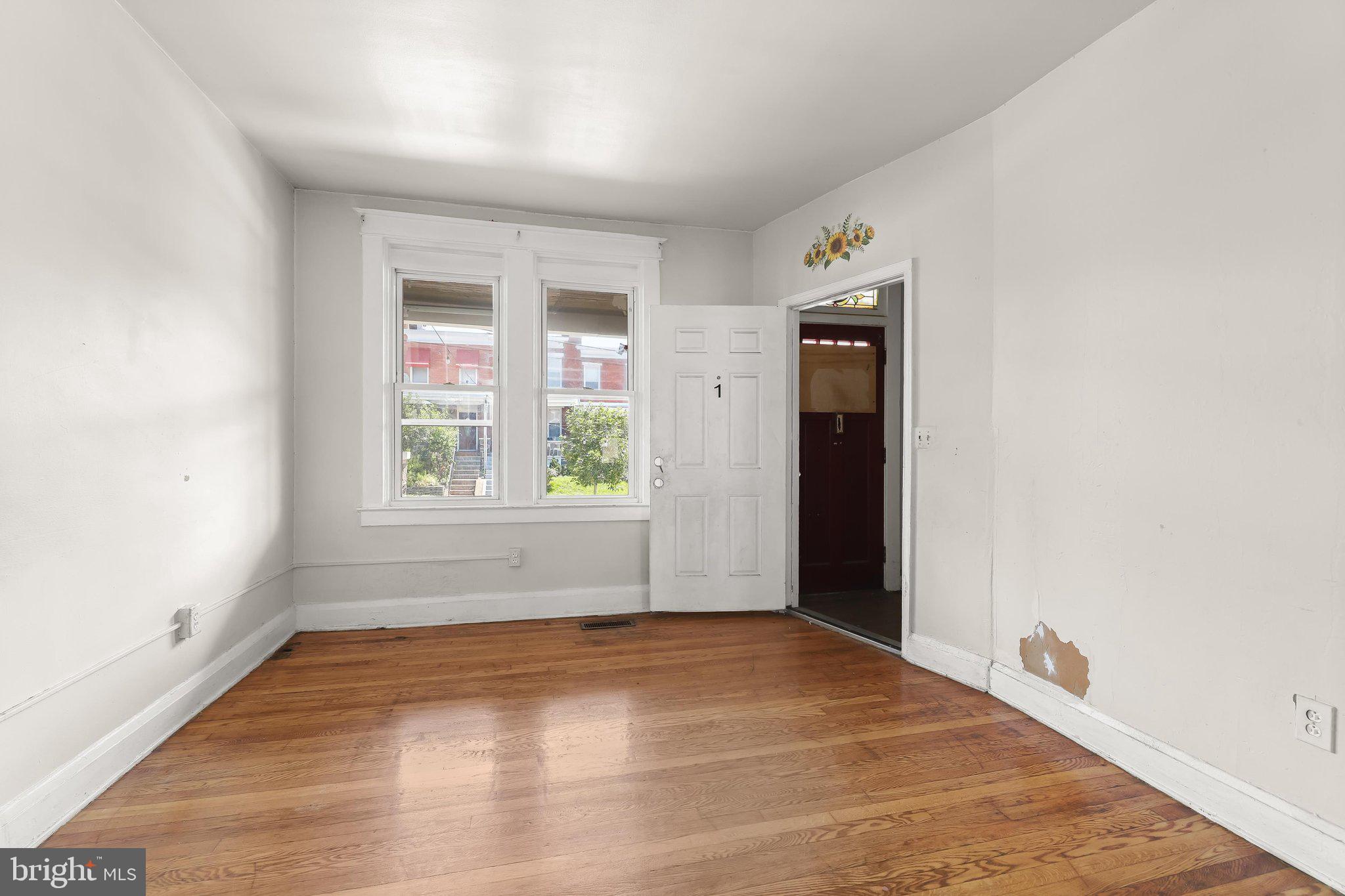 GREEKTOWN - Residential