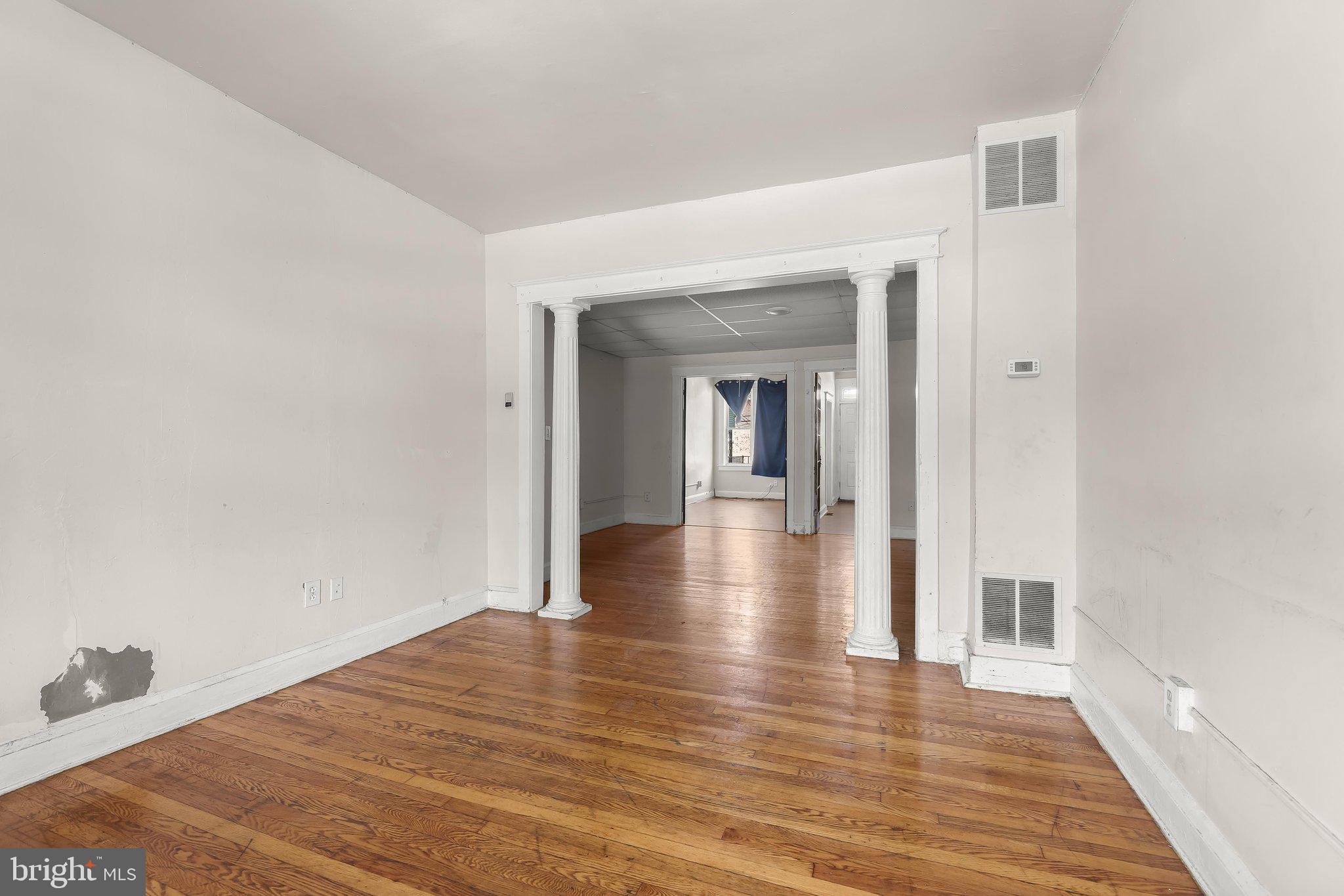 GREEKTOWN - Residential