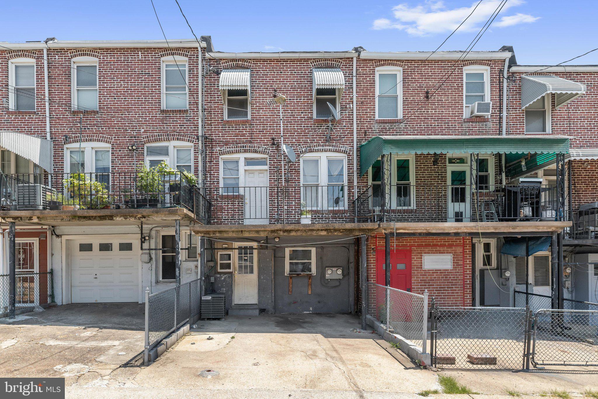GREEKTOWN - Residential