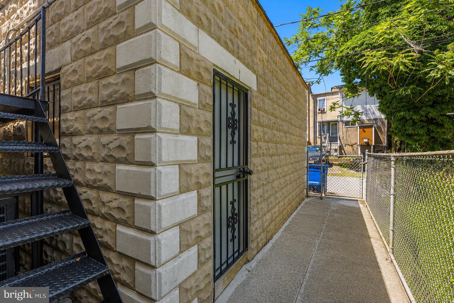 RESERVOIR HILL - Residential