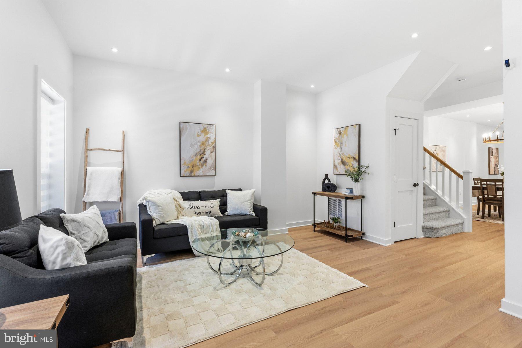 RESERVOIR HILL - Residential