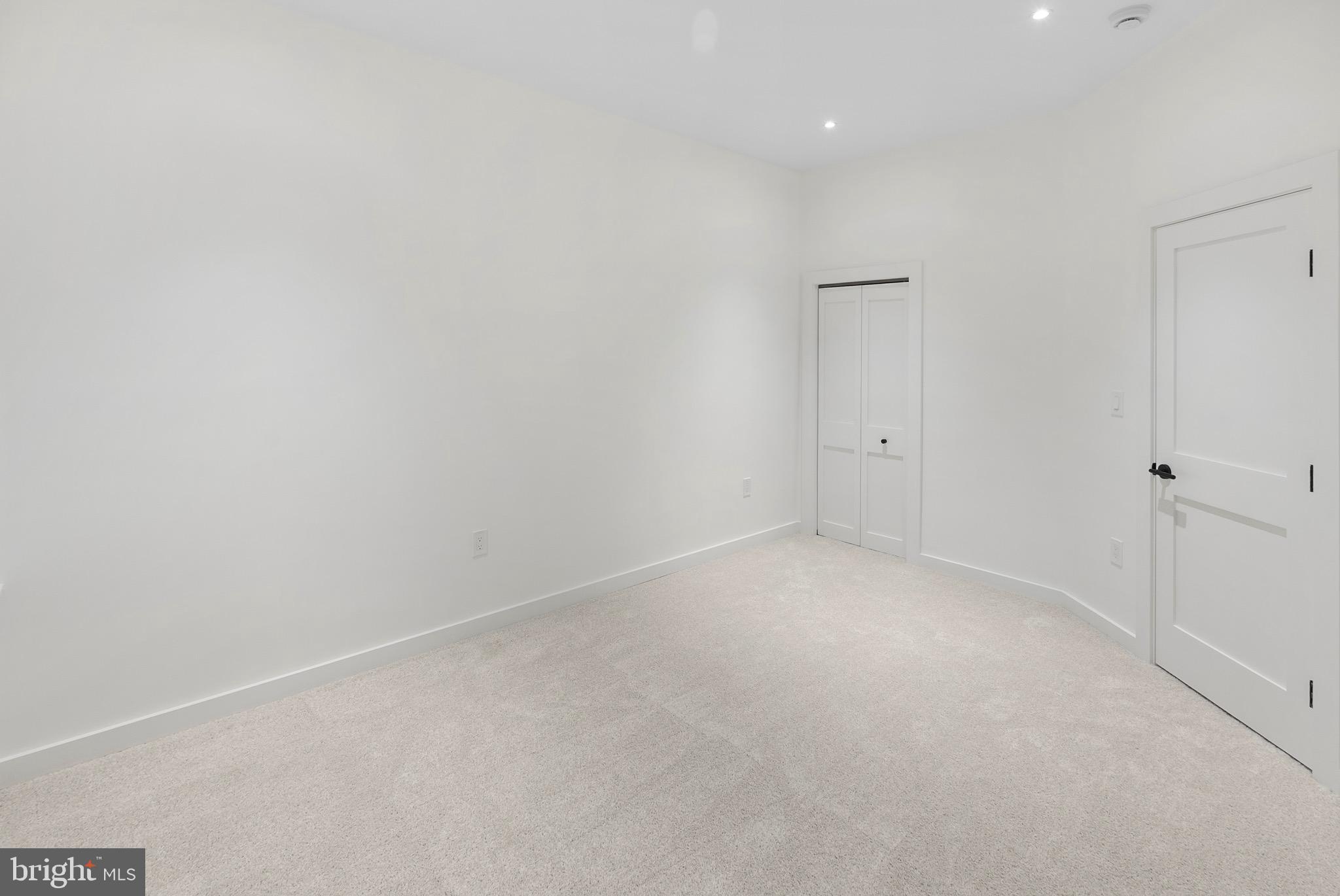 RESERVOIR HILL - Residential