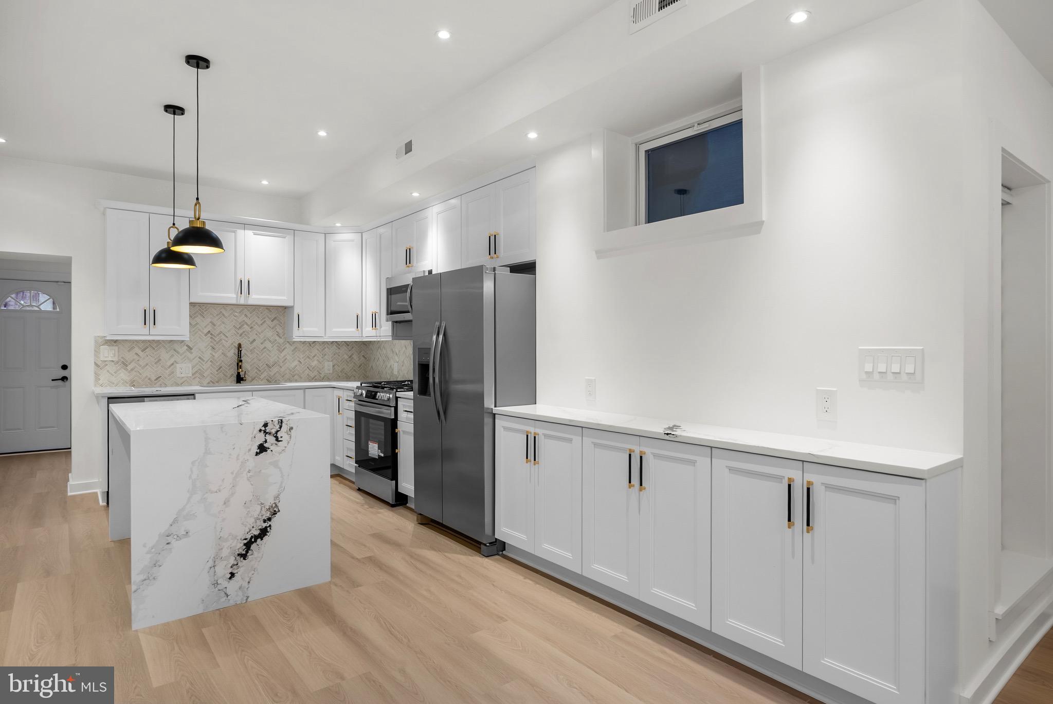 RESERVOIR HILL - Residential