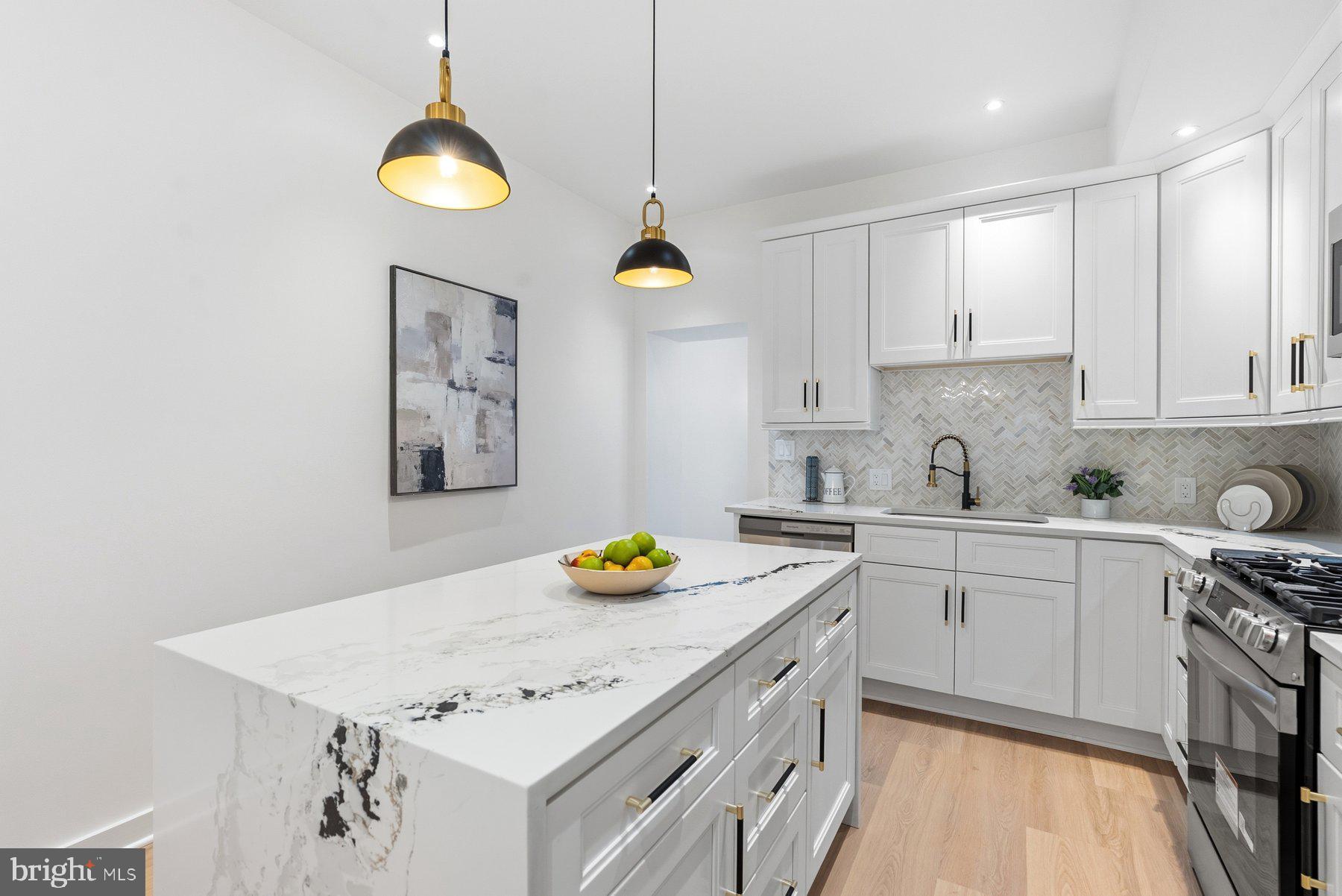 RESERVOIR HILL - Residential