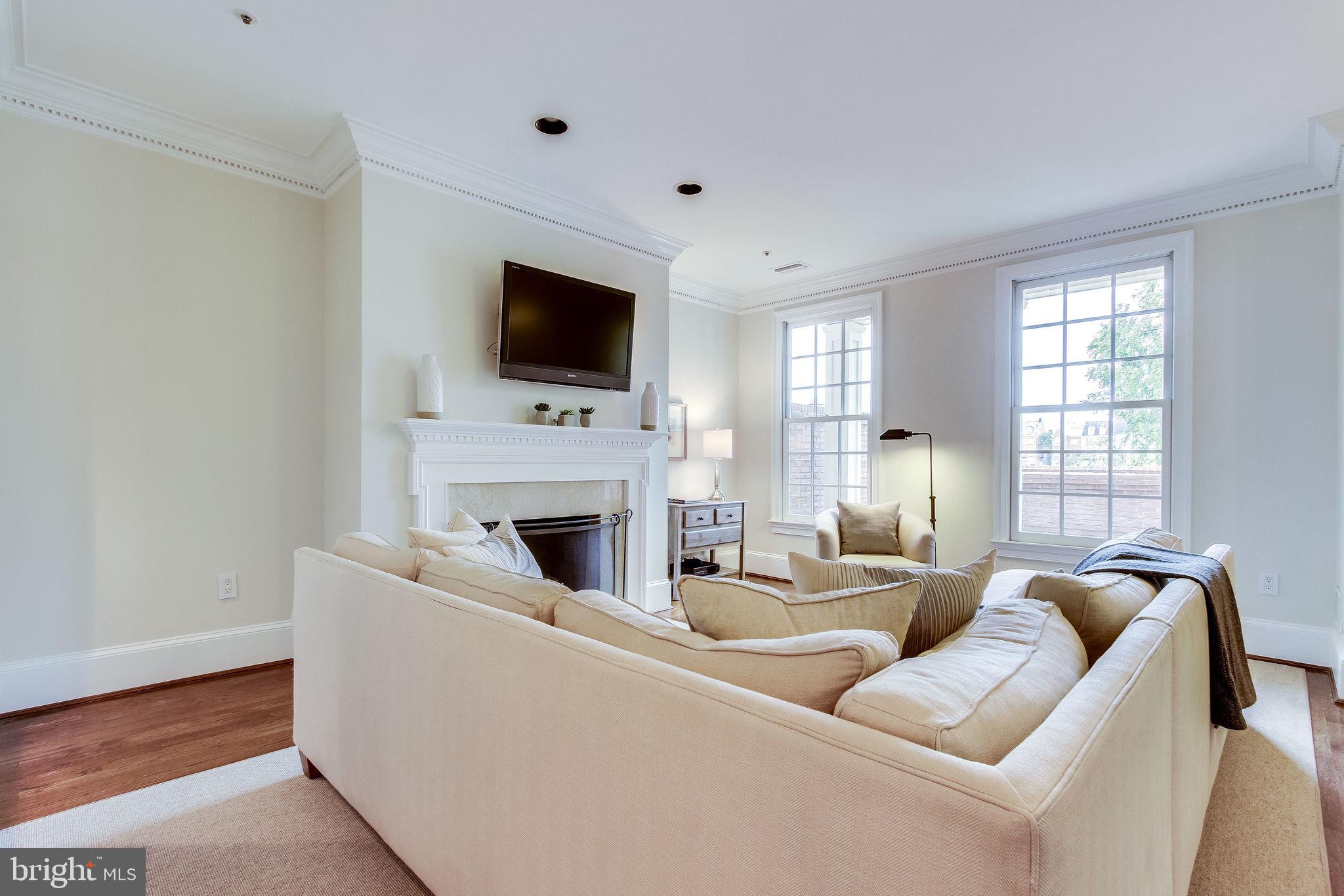HARBORSIDE - Residential